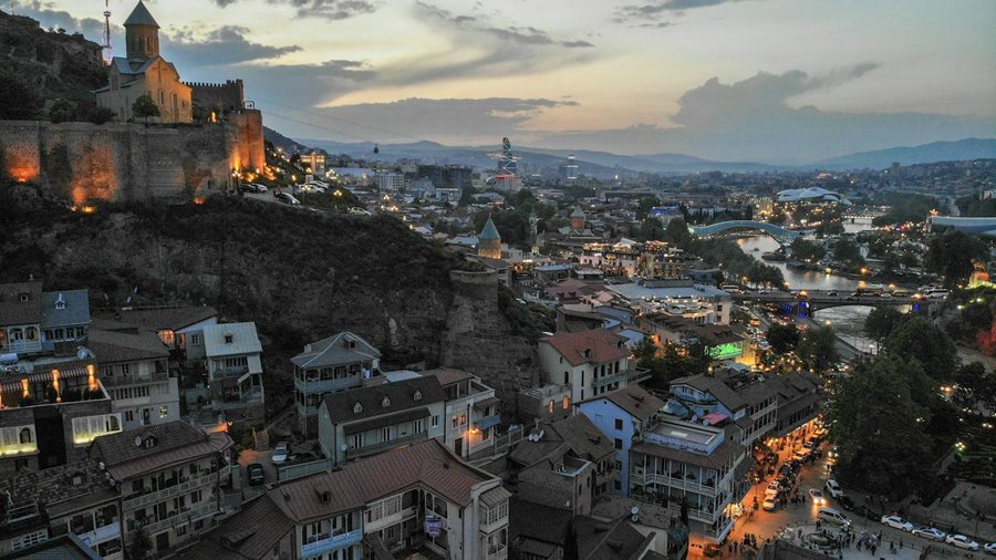 Expo Georgia ở Tbilisi: khi cảnh quan là bộ khung, không phải lớp trang trí