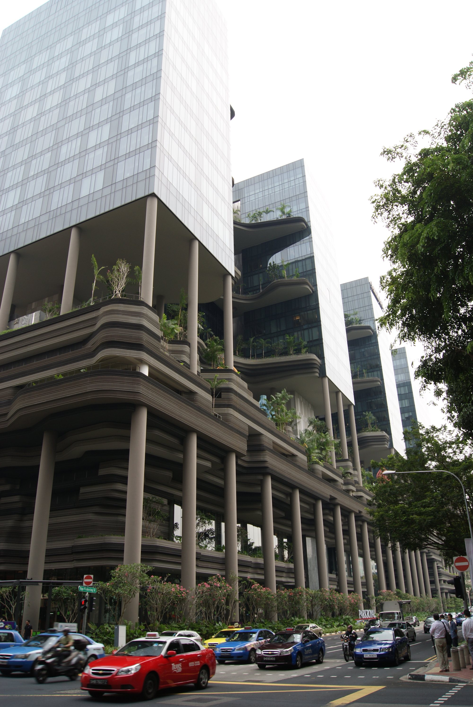One Central Park, Sydney — mặt đứng cây leo