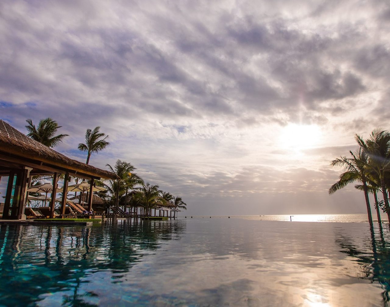 Cảnh quan resort ven biển miền Trung: đọc qua các khu nghỉ dưỡng đã xây