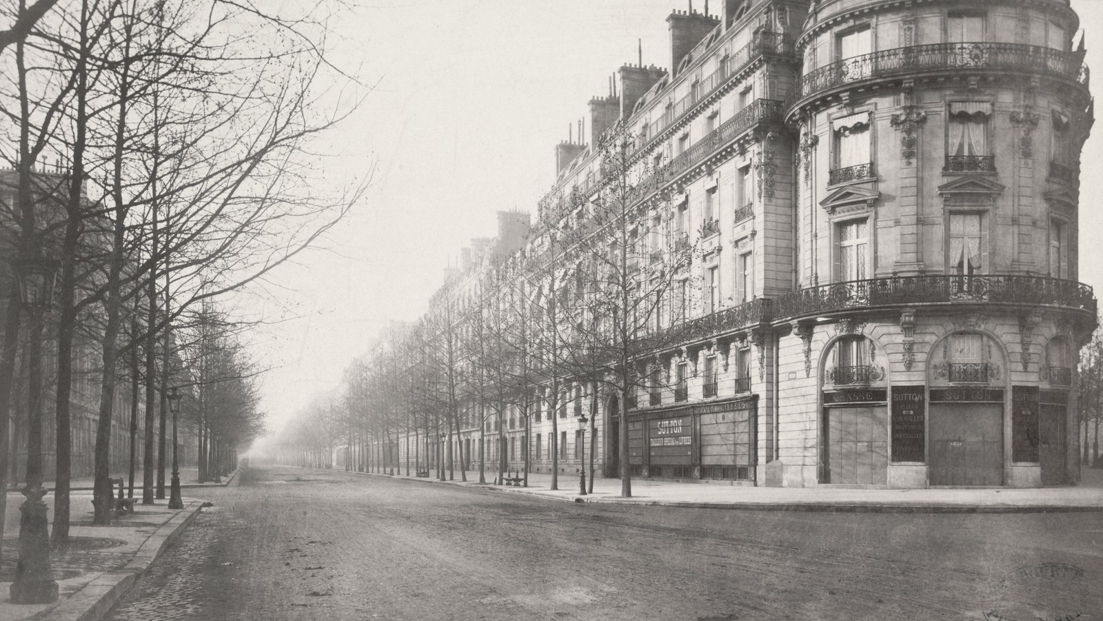 Ảnh minh hoạ — Ảnh tư liệu thế kỷ 19 đại lộ Haussmann