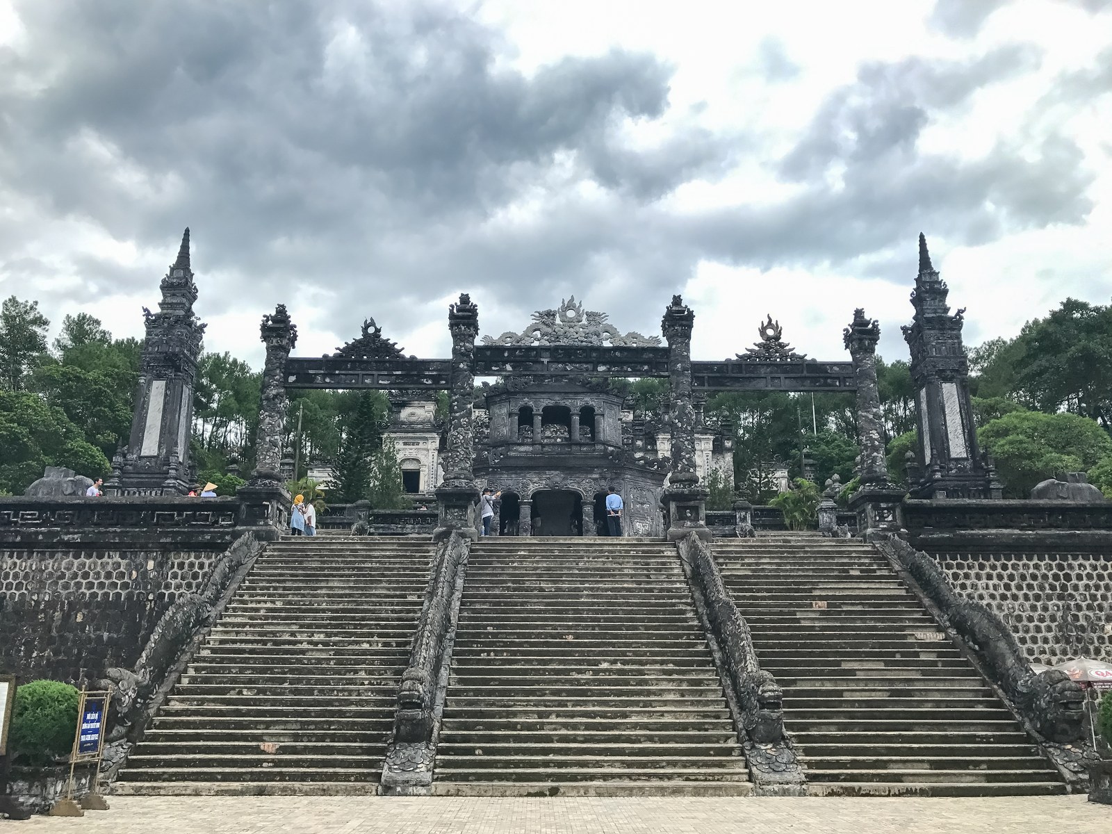 Cố đô Huế — Lăng Khải Định